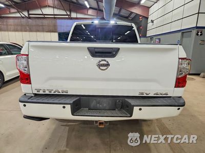 Zdjęcie 6 z 12 samochodu: 2018 NISSAN TITAN SV VIN:1N6AA1E59JN534689 - miniatura