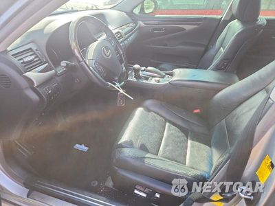 Zdjęcie 7 z 12 samochodu: 2013 LEXUS LS 460 VIN:JTHBL5EFXD5114136 - miniatura
