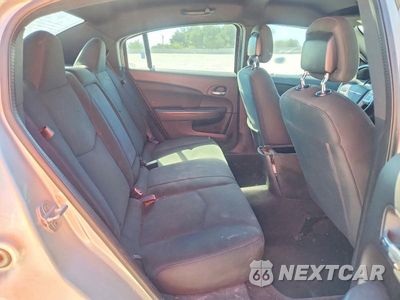 Zdjęcie 10 z 12 samochodu: 2011 CHRYSLER 200 TOURING VIN:1C3BC1FB7BN501086 - miniatura