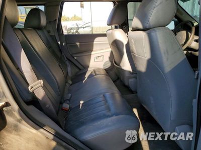 Zdjęcie 11 z 13 samochodu: 2005 JEEP GRAND CHEROKEE LAREDO VIN:1J4GR48K85C646016 - miniatura