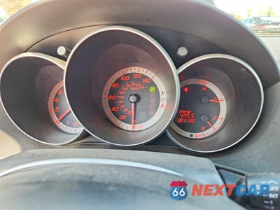 Zdjęcie 9 z 12 samochodu: 2007 MAZDA 3 HATCHBACK VIN:JM1BK143971646400 - miniatura