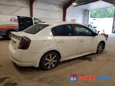 Trzecie zdjęcie samochodu z tyłu: 2012 NISSAN SENTRA 2.0 VIN:3N1AB6AP1CL771834 - miniatura