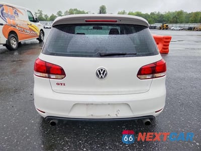 Zdjęcie 6 z 12 samochodu: 2011 VOLKSWAGEN GTI VIN:WVWGV7AJ1BW251335 - miniatura