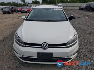 Piąte zdjęcie samochodu w środku: 2019 VOLKSWAGEN GOLF SPORTWAGEN S VIN:3VW117AU9KM521324 - miniatura