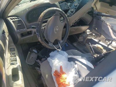 Zdjęcie 8 z 12 samochodu: 2002 TOYOTA CAMRY LE VIN:4T1BE32K32U063823 - miniatura