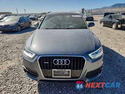 Piąte zdjęcie samochodu w środku: 2015 AUDI Q3 PRESTIGE VIN:WA1GFCFS3FR014352 - miniatura