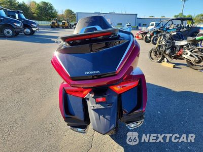 Czwarte zdjęcie samochodu z boku: 2021 HONDA GL1800 D VIN:JH2SC7956MK301171 - miniatura