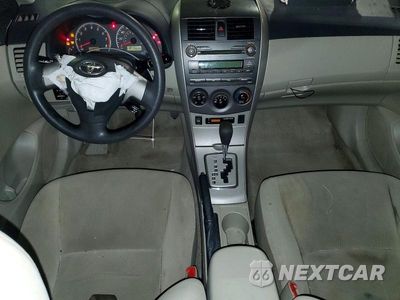Zdjęcie 8 z 12 samochodu: 2011 TOYOTA COROLLA LE VIN:5YFBU4EE2BP001149 - miniatura