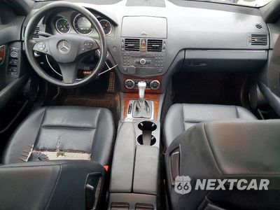 Zdjęcie 8 z 12 samochodu: 2009 MERCEDES-BENZ C 300 4MATIC VIN:WDDGF81X69F203272 - miniatura