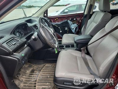 Zdjęcie 7 z 13 samochodu: 2016 HONDA CR-V EXL VIN:2HKRM4H78GH676245 - miniatura