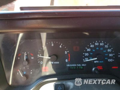 Zdjęcie 9 z 12 samochodu: 1997 JEEP WRANGLER / TJ SE VIN:1J4FY29P8VP473121 - miniatura