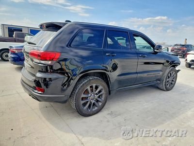 Trzecie zdjęcie samochodu z tyłu: 2019 JEEP GRAND CHEROKEE OVERLAND VIN:1C4RJECG6KC852106 - miniatura