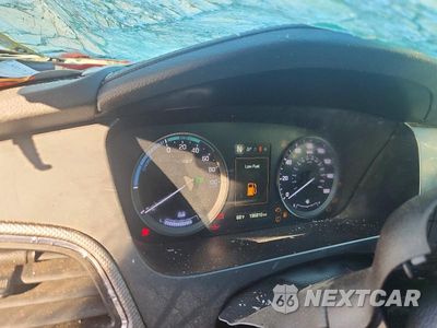 Zdjęcie 9 z 12 samochodu: 2017 HYUNDAI SONATA HYBRID SE VIN:KMHE24L33HA067643 - miniatura