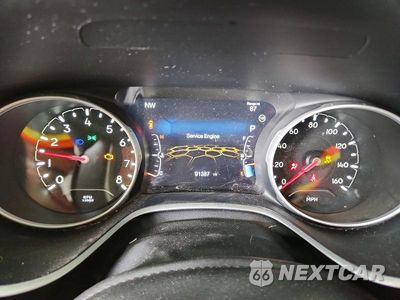Zdjęcie 9 z 13 samochodu: 2021 JEEP COMPASS LATITUDE VIN:3C4NJDBB6MT594921 - miniatura