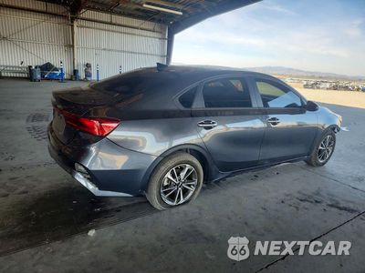 Trzecie zdjęcie samochodu z tyłu: 2024 KIA FORTE LXS VIN:3KPF24AD6RE784461 - miniatura