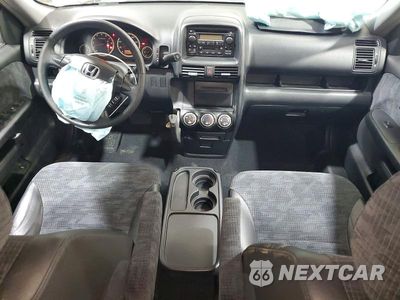 Zdjęcie 8 z 13 samochodu: 2004 HONDA CR-V LX VIN:SHSRD68424U209665 - miniatura