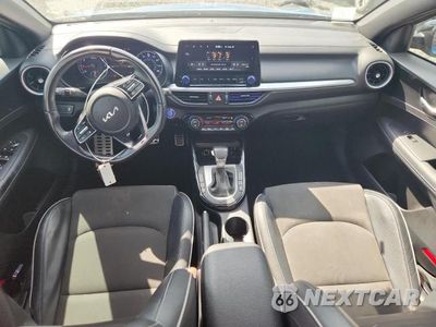 Zdjęcie 8 z 12 samochodu: 2022 KIA FORTE GT LINE VIN:3KPF54AD8NE489007 - miniatura