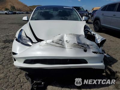 Piąte zdjęcie samochodu w środku: 2023 TESLA MODEL 3 VIN:5YJ3E1EA8PF462727 - miniatura