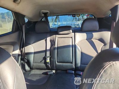 Zdjęcie 10 z 13 samochodu: 2011 HYUNDAI TUCSON GLS VIN:KM8JU3AC0BU263180 - miniatura