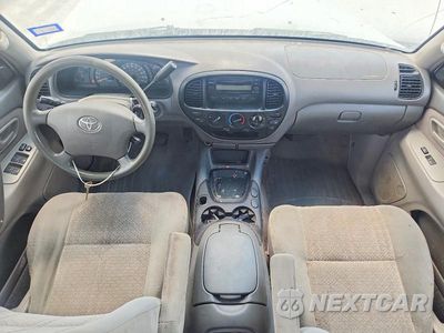 Zdjęcie 8 z 13 samochodu: 2004 TOYOTA TUNDRA SR5 VIN:5TBET34134S449525 - miniatura