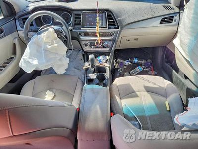 Zdjęcie 8 z 13 samochodu: 2018 HYUNDAI SONATA SE VIN:5NPE24AF3JH722819 - miniatura