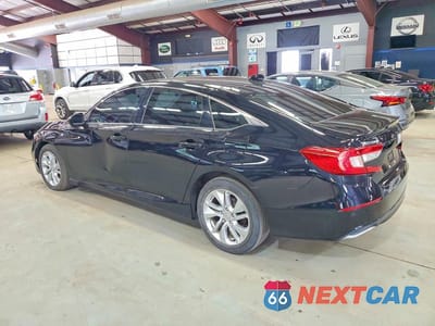 Drugie zdjęcie samochodu z przodu: 2019 HONDA ACCORD LX VIN:1HGCV1F11KA153375 - miniatura