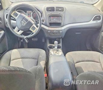 Zdjęcie 8 z 13 samochodu: 2018 DODGE JOURNEY SE VIN:3C4PDCAB1JT353162 - miniatura