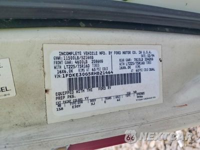 Zdjęcie 10 z 10 samochodu: 1994 FORD ECONOLINE E350 CUTAWAY VAN VIN:1FDKE30G5RHB21464 - miniatura
