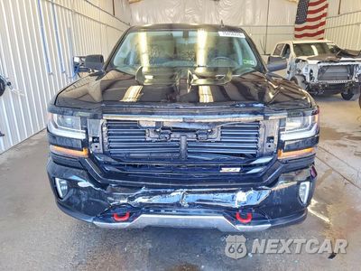 Piąte zdjęcie samochodu w środku: 2017 CHEVROLET SILVERADO K1500 LT VIN:3GCUKREC4HG338592 - miniatura