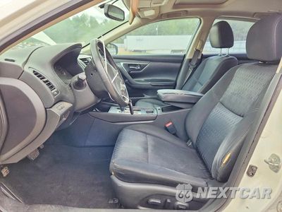 Zdjęcie 7 z 12 samochodu: 2016 NISSAN ALTIMA 2.5 SV VIN:1N4AL3APXGC152441 - miniatura