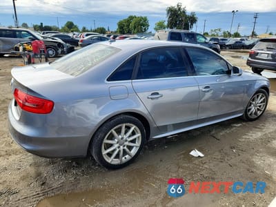 Czwarte zdjęcie samochodu z boku: 2015 AUDI A4 PREMIUM VIN:WAUAFAFL4FN001364 - miniatura