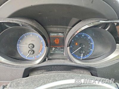 Zdjęcie 9 z 13 samochodu: 2014 TOYOTA COROLLA S PLUS VIN:2T1BURHE1EC171239 - miniatura