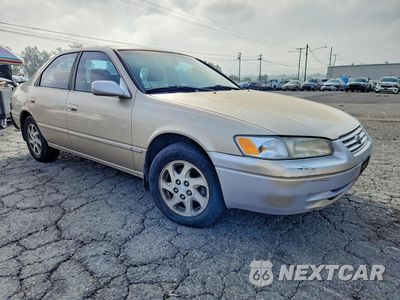 Czwarte zdjęcie samochodu z boku: 1998 TOYOTA CAMRY XLE V6 VIN:JT2BF28K2W0087068 - miniatura