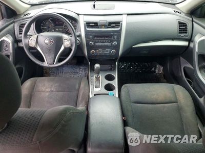 Zdjęcie 8 z 12 samochodu: 2015 NISSAN ALTIMA 2.5 S VIN:1N4AL3AP1FC282946 - miniatura