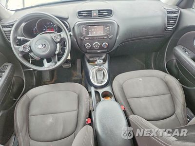 Zdjęcie 8 z 12 samochodu: 2017 KIA SOUL BASE VIN:KNDJN2A25H7484607 - miniatura