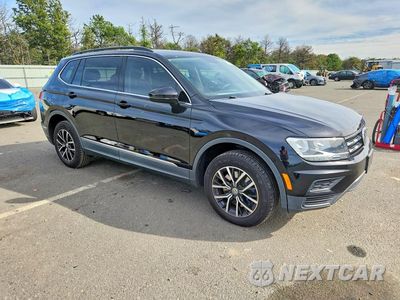 Czwarte zdjęcie samochodu z boku: 2021 VOLKSWAGEN TIGUAN SE VIN:3VV2B7AX7MM033718 - miniatura