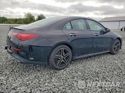 Trzecie zdjęcie samochodu z tyłu: 2024 MERCEDES-BENZ CLA 250 4MATIC VIN:W1K5J4HB2RN450898 - miniatura