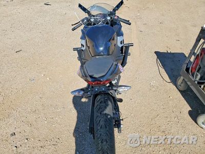 Zdjęcie 6 z 9 samochodu: 2023 KAWASAKI EX400 VIN:JKAEXKH17PDAP2677 - miniatura