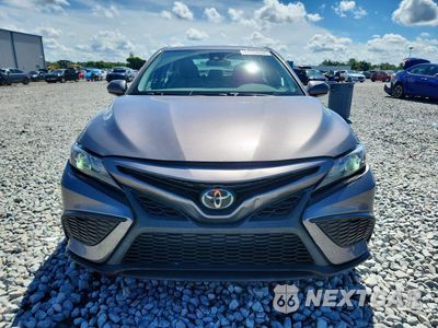 Piąte zdjęcie samochodu w środku: 2024 TOYOTA CAMRY SE VIN:4T1G11AK5RU869938 - miniatura