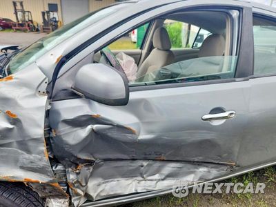 Zdjęcie 7 z 12 samochodu: 2012 NISSAN VERSA 1.6 S VIN:3N1CN7AP1CL828104 - miniatura