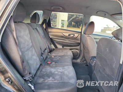 Zdjęcie 10 z 12 samochodu: 2016 NISSAN ROGUE S VIN:KNMAT2MV6GP660784 - miniatura