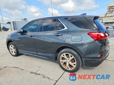 Drugie zdjęcie samochodu z przodu: 2018 CHEVROLET EQUINOX LT VIN:3GNAXKEX3JS517201 - miniatura