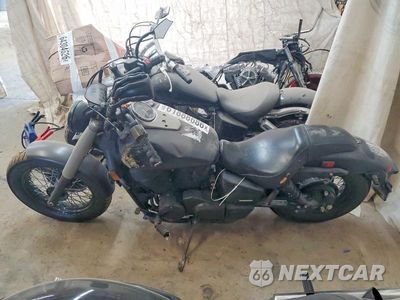 Trzecie zdjęcie samochodu z tyłu: 2013 HONDA VT750 C2B VIN:JH2RC5376DK300230 - miniatura