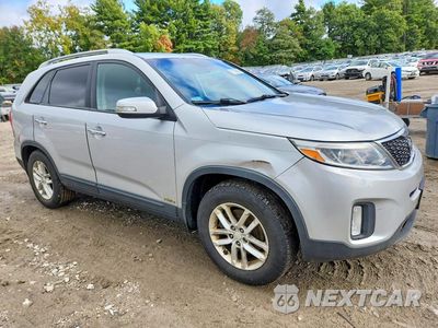 Czwarte zdjęcie samochodu z boku: 2014 KIA SORENTO LX VIN:5XYKTDA69EG493382 - miniatura
