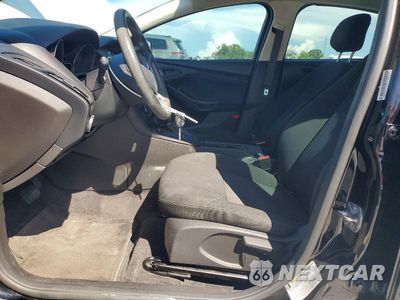 Zdjęcie 7 z 12 samochodu: 2018 FORD FOCUS S VIN:1FADP3E2XJL243152 - miniatura