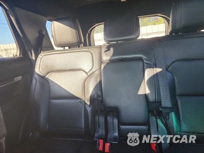 Zdjęcie 10 z 13 samochodu: 2016 FORD EXPLORER LIMITED VIN:1FM5K8F88GGA05116 - miniatura