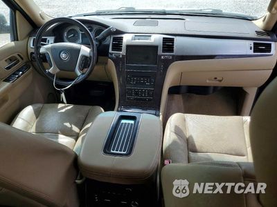Zdjęcie 8 z 12 samochodu: 2012 CADILLAC ESCALADE EXT PREMIUM VIN:3GYT4NEF1CG146039 - miniatura