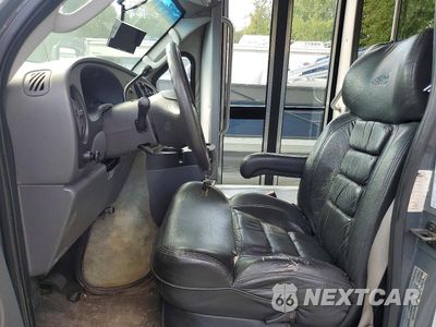 Zdjęcie 7 z 13 samochodu: 2008 FORD SHUTTLE BUS VIN:1FDXE45S38DB29531 - miniatura
