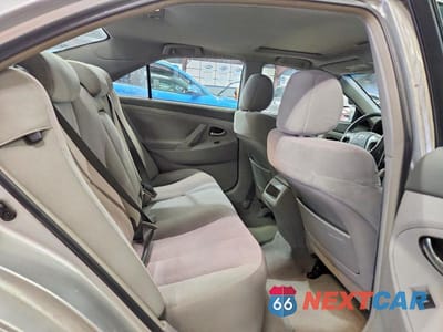 Zdjęcie 10 z 12 samochodu: 2010 TOYOTA CAMRY LE VIN:4T1BF3EK2AU557792 - miniatura