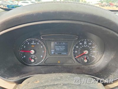 Zdjęcie 9 z 14 samochodu: 2019 KIA SORENTO LX V6 VIN:5XYPGDA54KG552741 - miniatura
